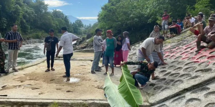 Warga Padang Digemparkan Penemuan Mayat Perempuan di Atas Jembatan Rel Kereta Api