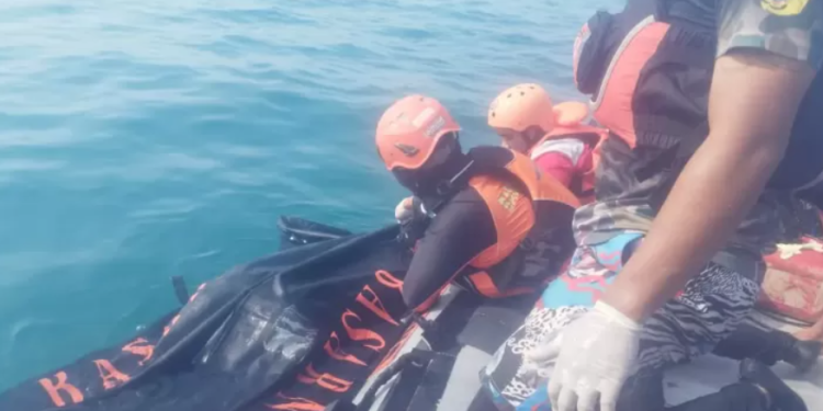 Pelajar Tulang Bawang Ditemukan Meninggal Dunia Setelah Terseret Ombak di Pantai Rio Beach