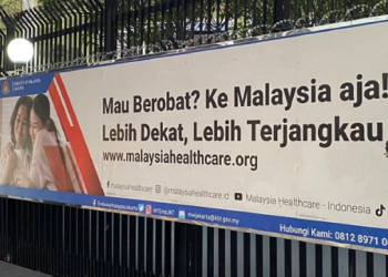 Viral Poster 'Berobat ke Malaysia Aja'