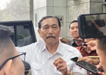 Luhut Tanggapi Tagar #IndonesiaGelap: "Yang Gelap Itu Kau, Bukan RI!"