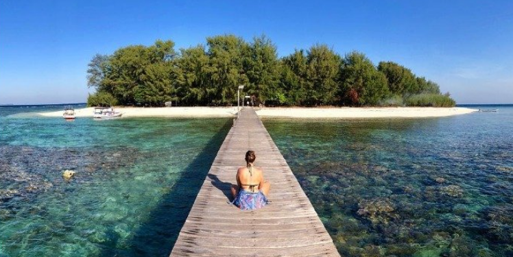 Menikmati Pesona Karimunjawa