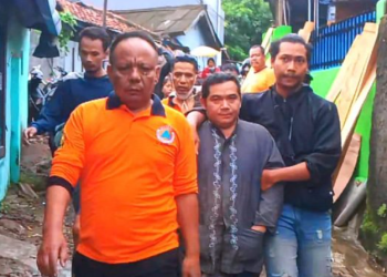 Suami Diduga Tak Peduli, Tetap Berdagang Saat Istri dan Anak Hilang dalam Banjir Sukabumi