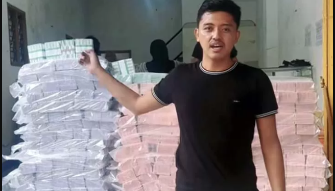 Tumpukan Uang Pecahan Baru di Ruko Bangil Pasuruan Hebohkan Warganet, Ini Klarifikasi dan Sorotan Dewan