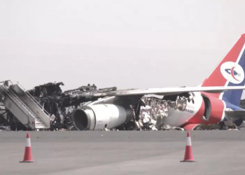 Pesawat Jamaah Haji Yaman Dihancurkan Serangan Udara Israel di Bandara Sanaa