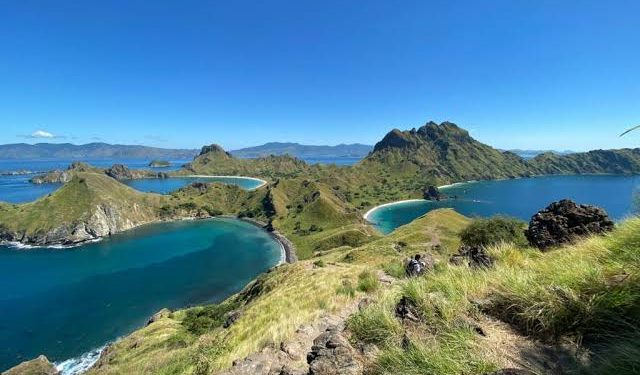 Eksotisme Wisata Labuan Bajo yang Menawan di Timur Indonesia