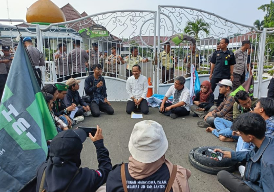 HMI MPO Nilai Pemkab Serang Kurang Aktif Menanggapi Masalah Lingkungan Industri