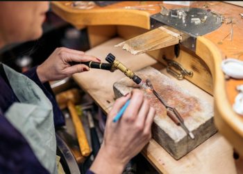 Membawa Pulang Kenangan Pulau Bali Lewat Workshop Cincin Perak di Ubud