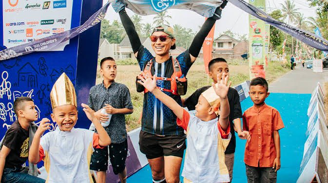 Semangat Run to Care 2025 Menyapa Jakarta, Menggerakkan Ribuan Pejuang Anak untuk Masa Depan yang Lebih Baik
