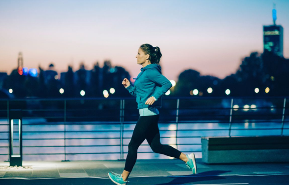 YOI Olahraga Malam Tetap Menyehatkan, Ahli Sebut Efektif Jaga Kebugaran Tubuh