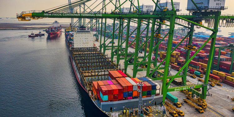 Keunggulan Forwarder.ai untuk Jasa Pengiriman Barang di Atas 100 Kg